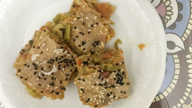 Çok Yakıştı: Sebzeli Körili Börek