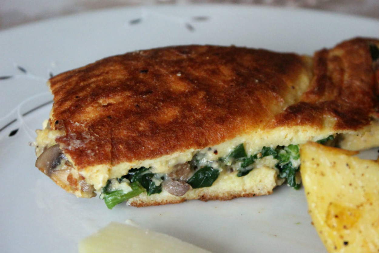 Börek Gibi: Ispanaklı & Mantarlı Mısır Unlu Omlet