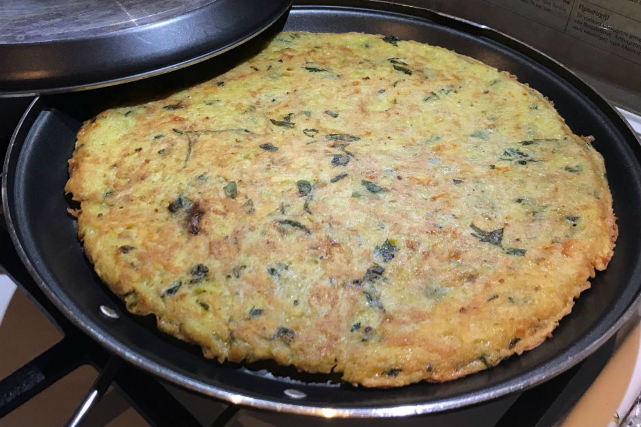 Kahvaltıya Hemen Hazır: Patatesli Omlet