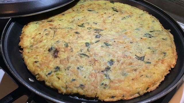 Kahvaltıya Hemen Hazır: Patatesli Omlet