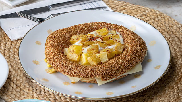 Tek Tabakta Kahvaltı: Simit Yuvası