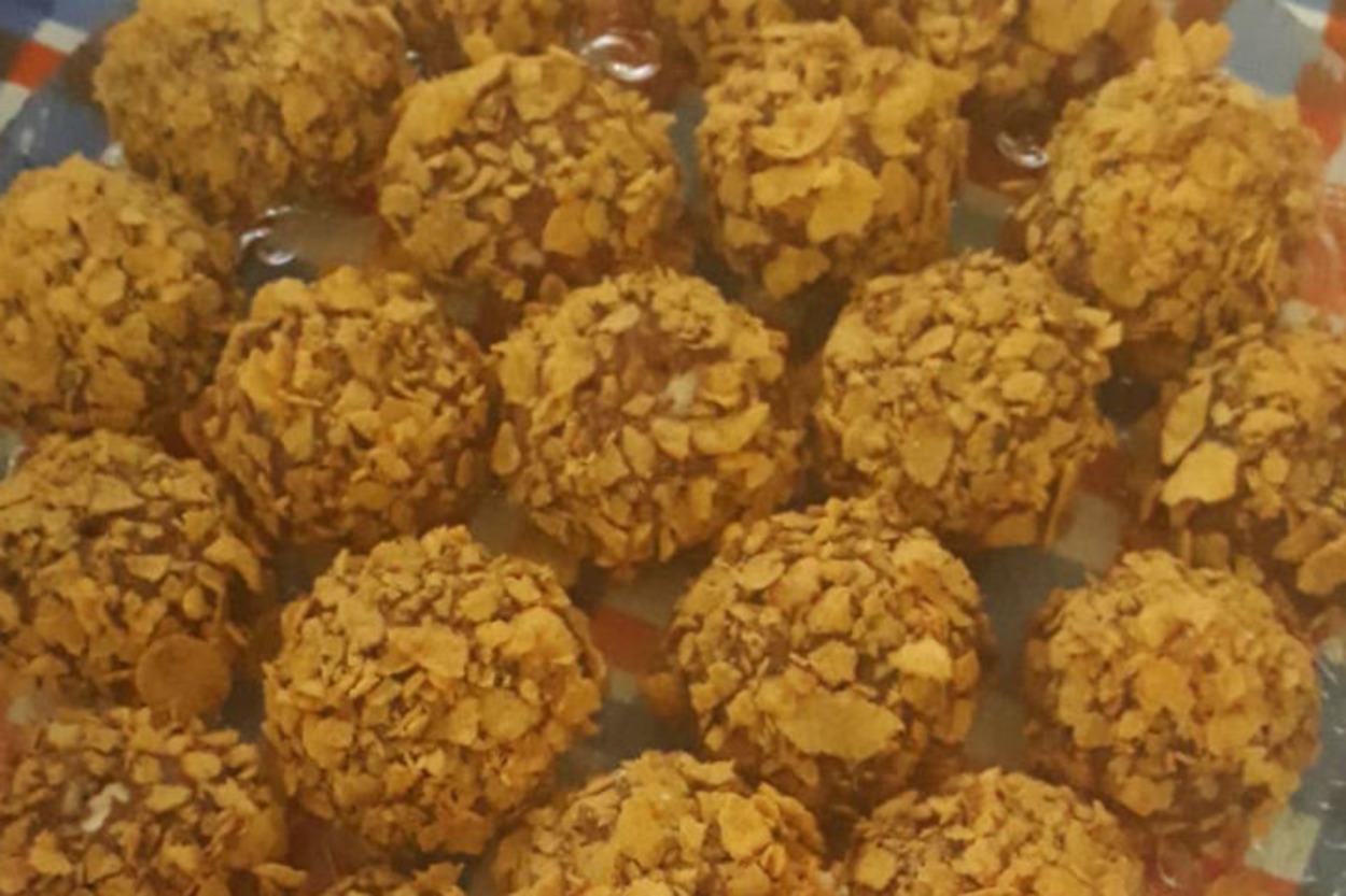 Keyfi Tüm Gün Çıkar: Cornflakes'li Pişmaniye Kurabiye