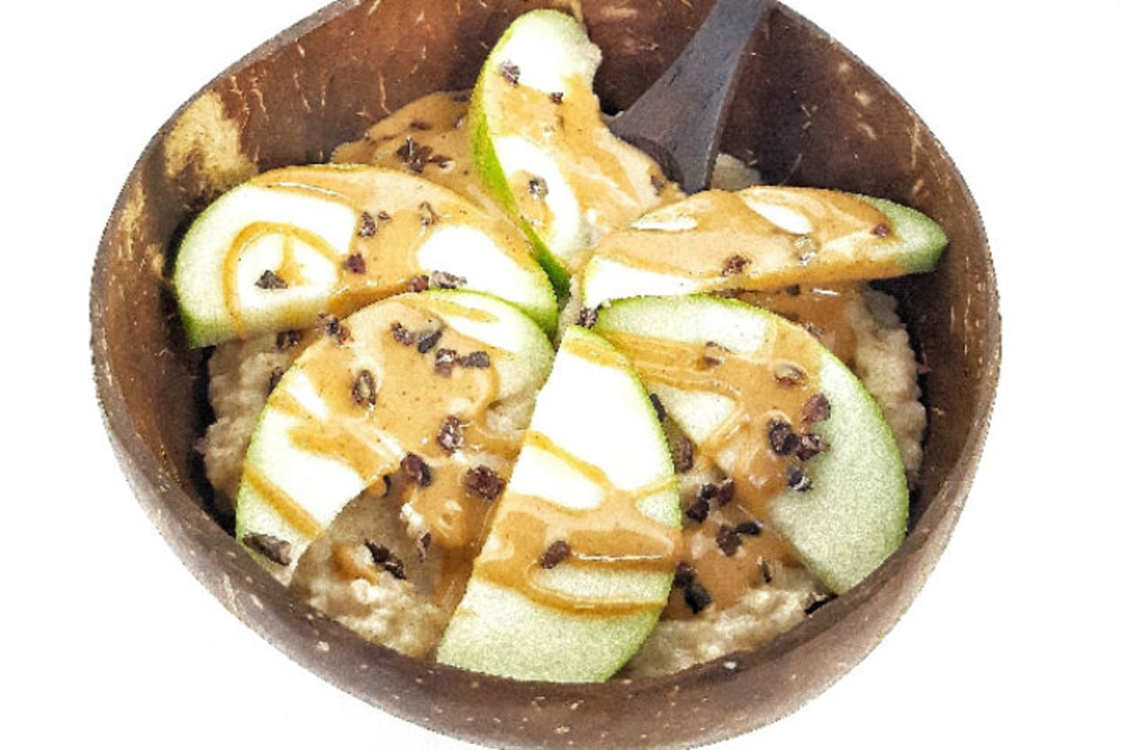 Fit Kahvaltılık: Elmalı Yulaf Lapası