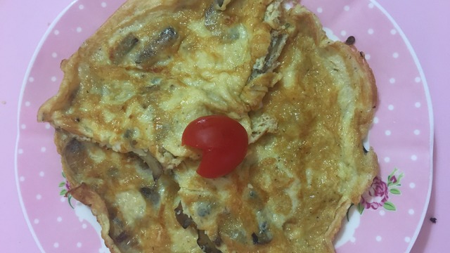 Yılın Kahvaltı Sofrası Adayı: Mantar, Biber ve Kaşarlı Omlet
