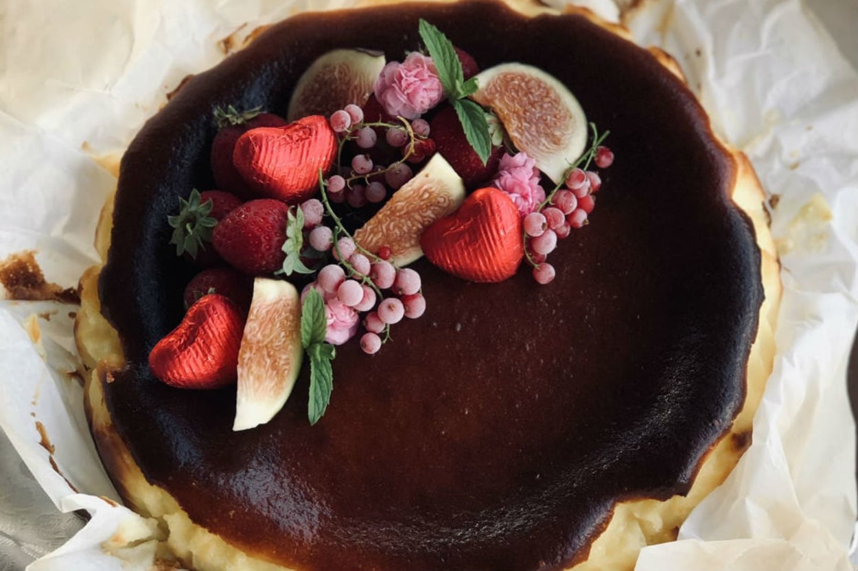 Mükemmel Kıvamda: Tam Ölçülü San Sebastian Cheesecake