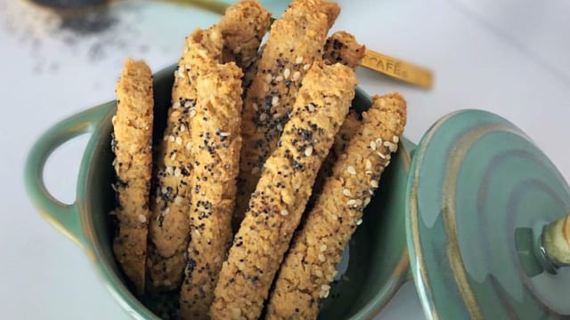 Kolay Yapımıyla: Kahvaltılık Fit Krakerler