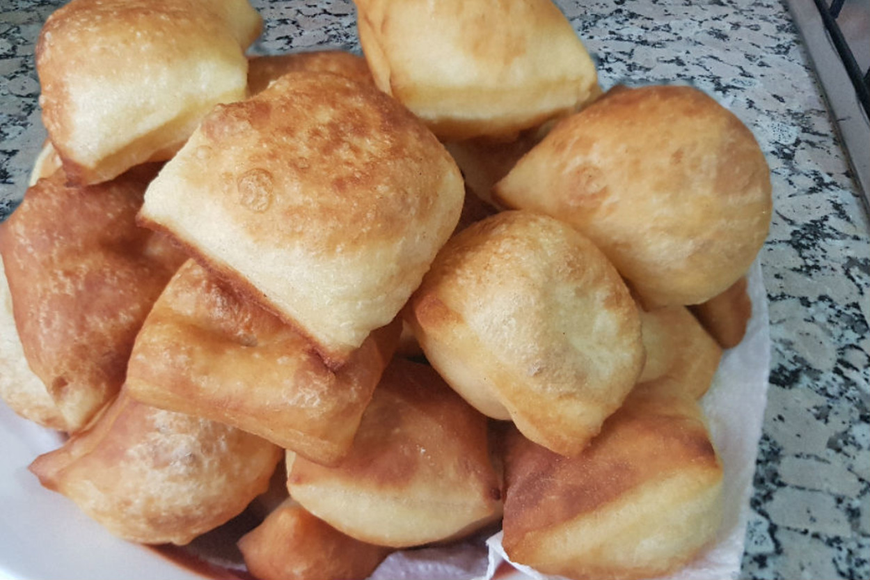 Yağ Çekmeden Kızarır: Puf Hamur Kızartması