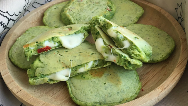 Klasik Pankeke Renk Dokunuşu: Yeşil Pankek