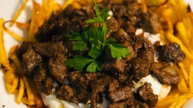 Benzersiz Lezzet: Etli Çökertme Kebabı