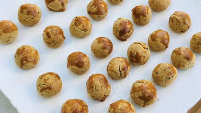 Atıştırmalık Niyetine: Çörek Otlu Kurabiye