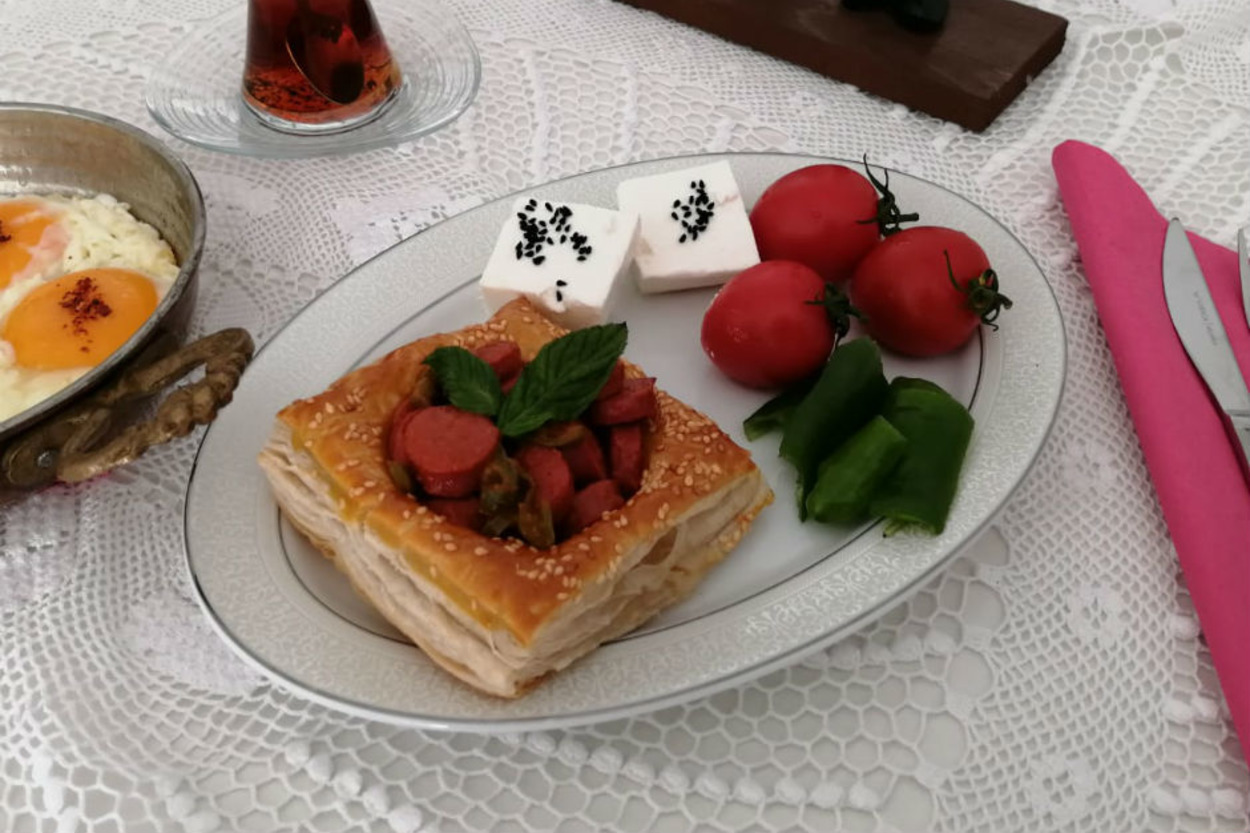 Çocuklar Bunu Çok Sevecek: Sosisli Milföy