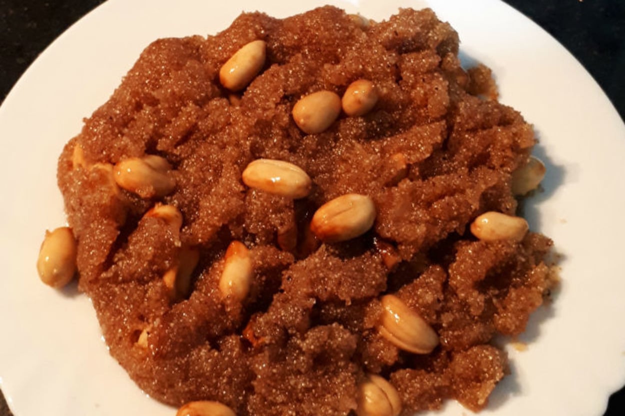 Misler Gibi: Pratik İrmik Helvası