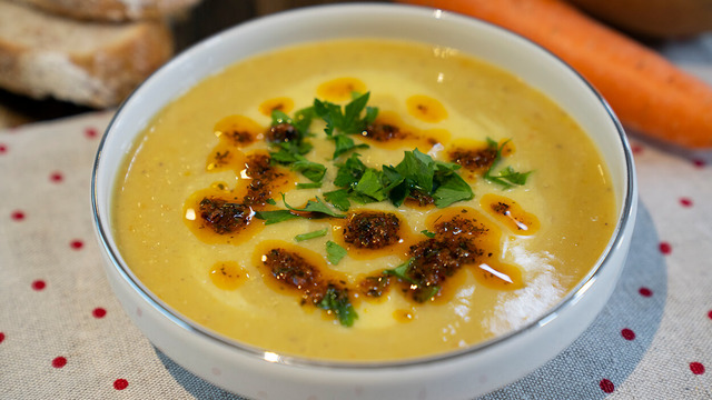 En Kolay Çorbalardan: Patatesli Havuçlu Mercimek Çorbası
