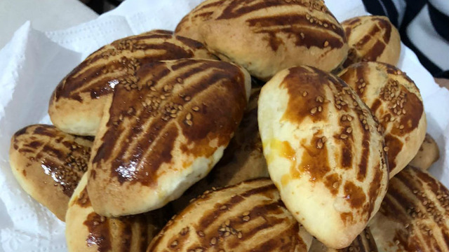 Kıyır Kıyır ve Enfes: Pastane Poğaçası