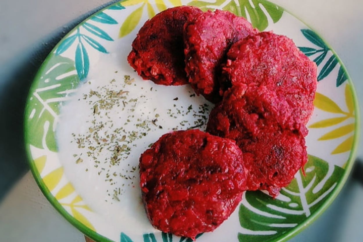 Sağlık Deposu Vegan Lezzet: Kırmızı Pancar Köftesi
