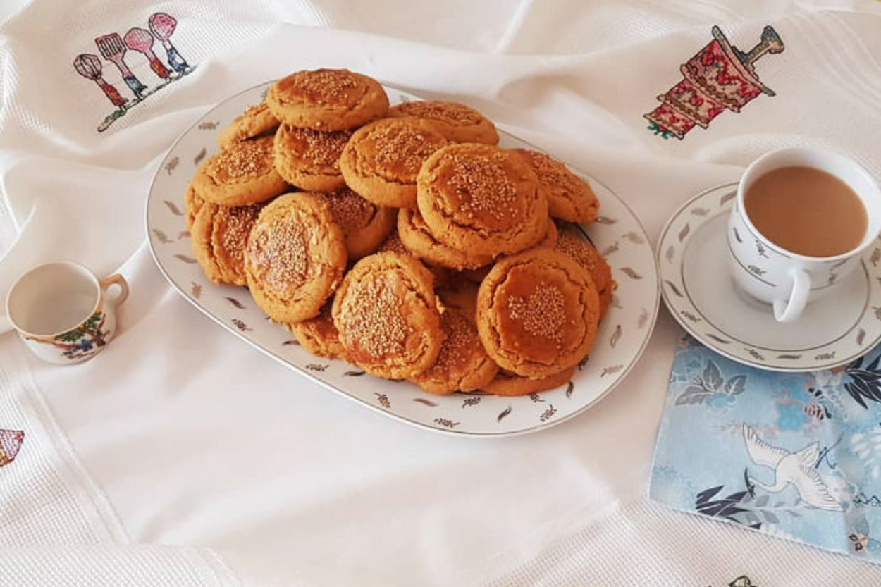 Kahvenin Yanına: Tahinli Fındıklı Kurabiye