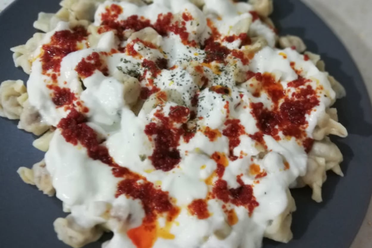 Bol Soslu: El Açması Mantı