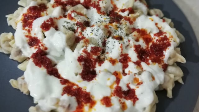 Bol Soslu: El Açması Mantı