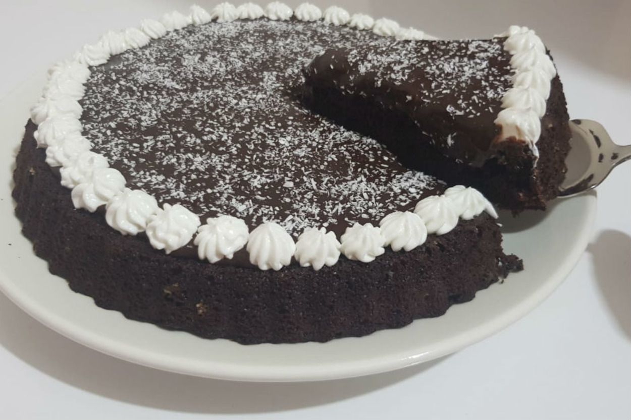 Enfes Lezzet: Çikolatalı Tart Kek