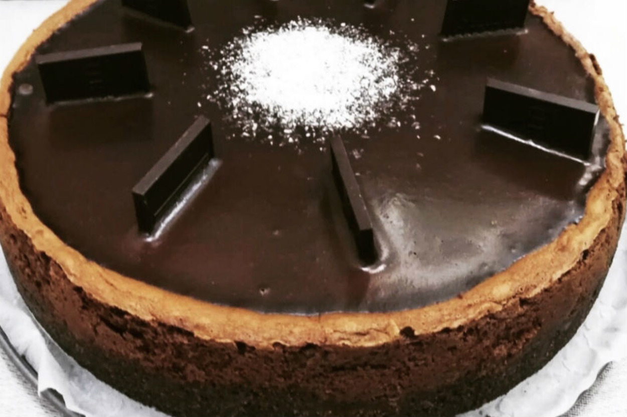 Bir Dilim Daha: Çikolatalı Cheesecake