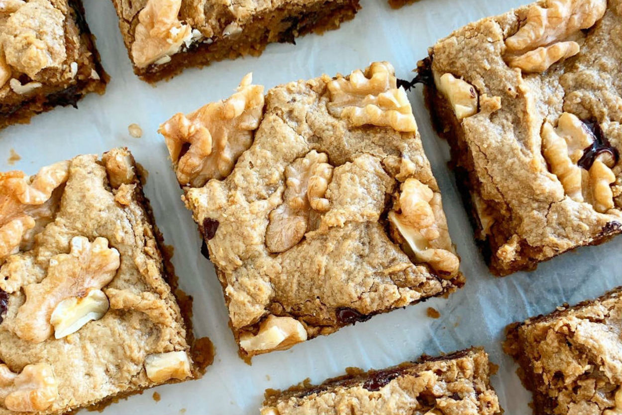 Bol Cevizli, Akışkan Kıvamlı: Tahinli Blondie