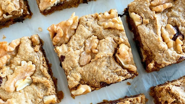 Bol Cevizli, Akışkan Kıvamlı: Tahinli Blondie