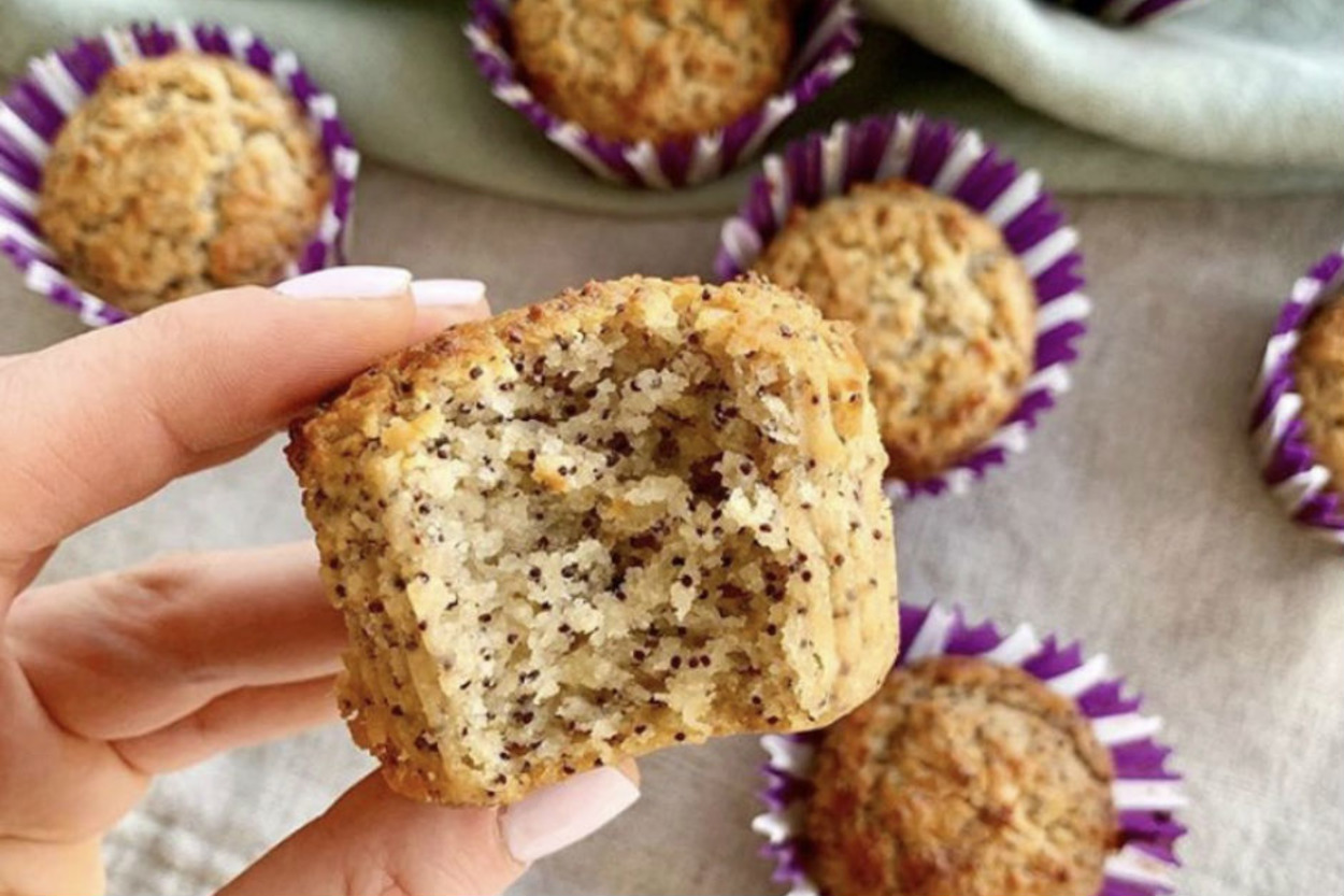 Mis Gibi: Haşhaşlı Limonlu Şekersiz Muffin