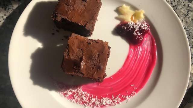 Ölçüleri Tam: Orijinal Brownie