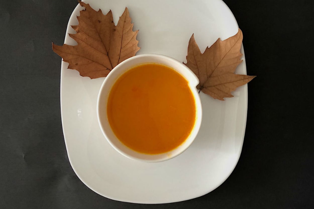Turuncu Şifa: Kolay Bal Kabağı Çorbası