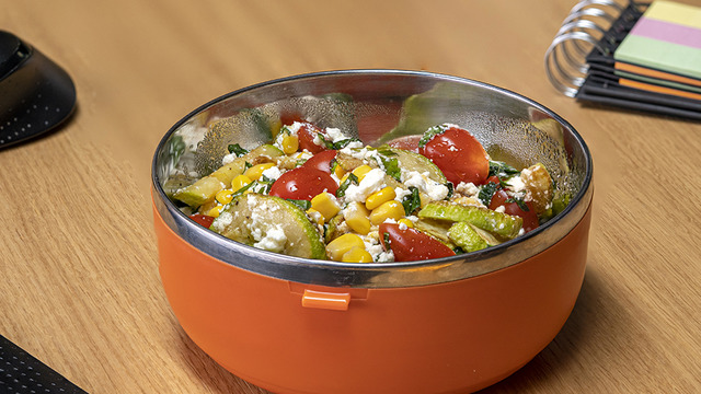 Hem Salata Hem Meze: Beyaz Peynirli Kabak