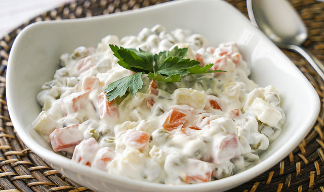 Hassas Mesele: Amerikan Salatası