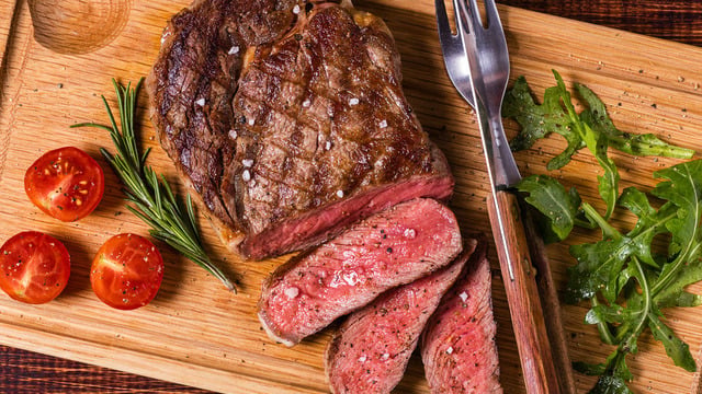 Evde Steak House Keyfi: Sirloin Steak