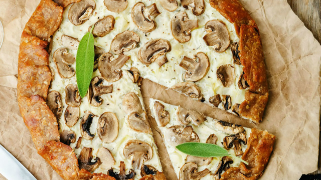 Serseri Serbest Stilli: Peynirli Mantarlı Galette