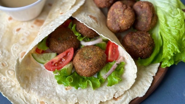 İçinde Yok Yok: Falafel Dürüm