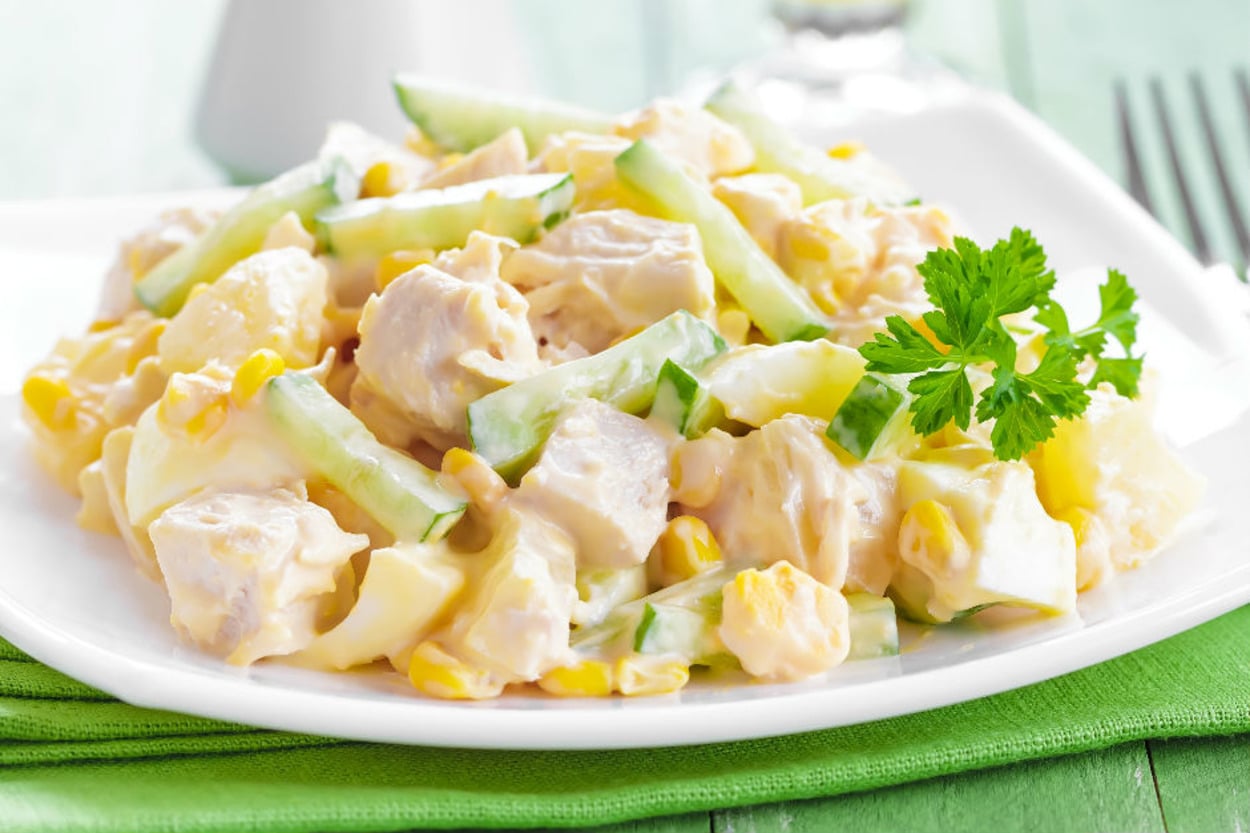 Lezzeti Sosunda: Mayonezli Tavuk Salatası