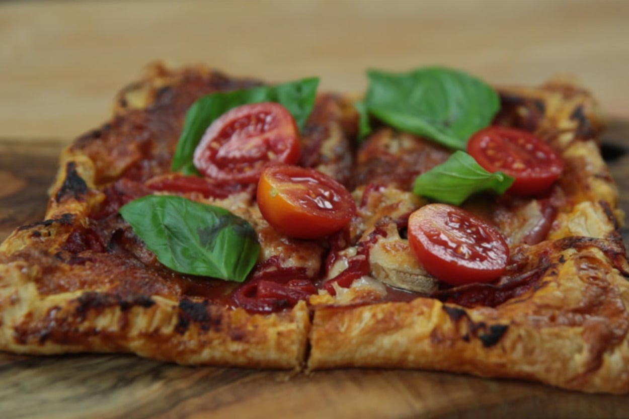 Pizza Aşkına: Milföy Kare Pizza