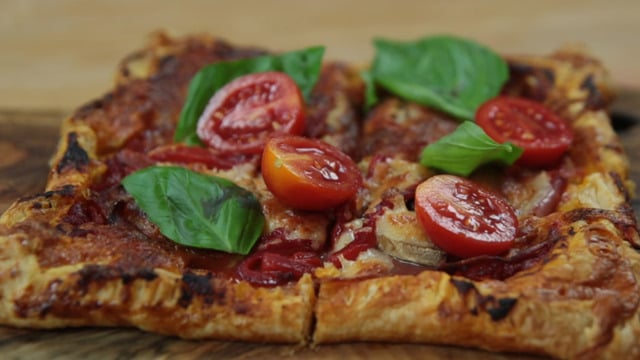 Pizza Aşkına: Milföy Kare Pizza