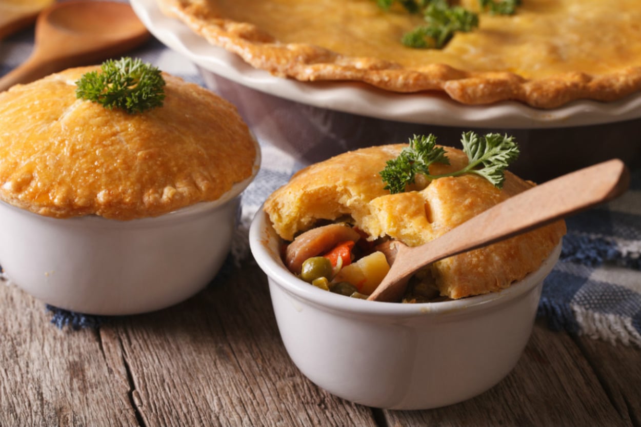 Üstü Kapalı: Sebzeli Tavuklu Tart