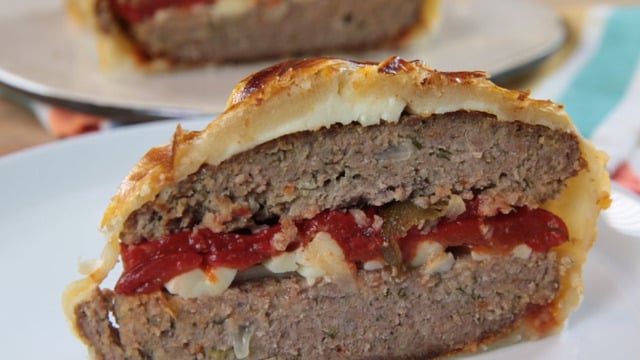Hamburger Odayı Terk Etti: Duble Köfteli Milföy