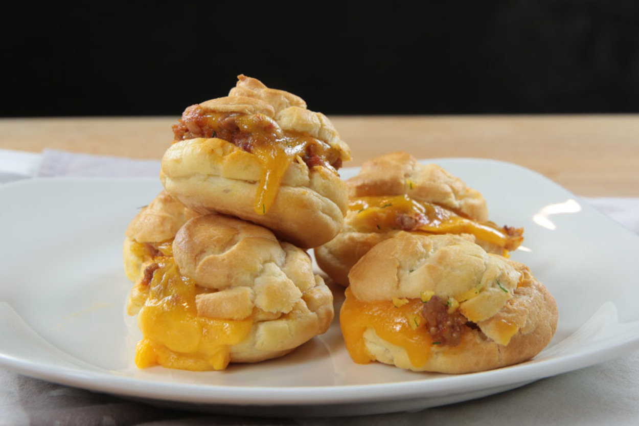 Tek Atımlık Doyum: Cheddarlı Bolonezli Lezzet Topları