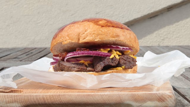 Bayram Neşesi: Kavurma Burger