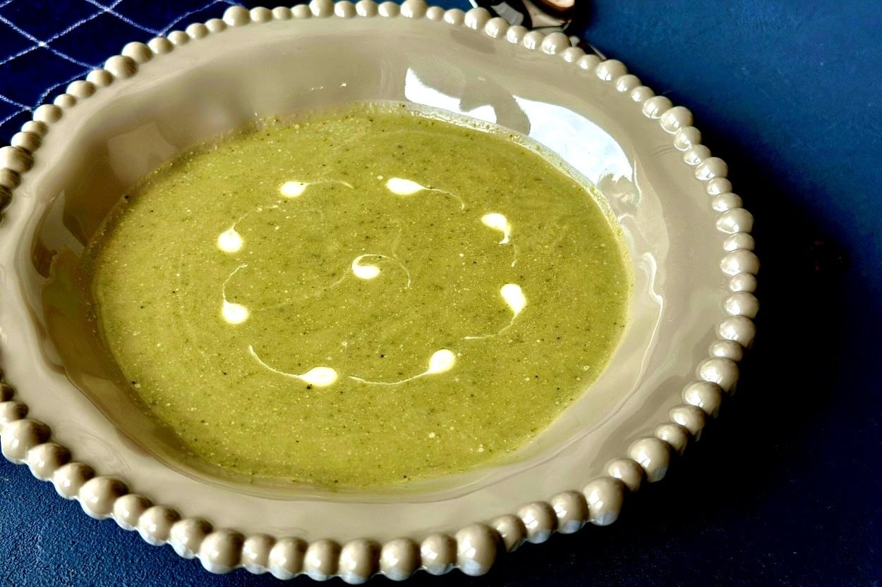 Nefis Kıvam: Kremalı Brokoli Çorbası