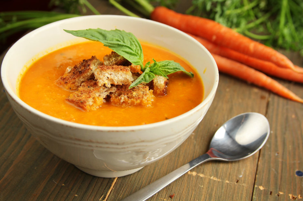 Başlangıçların En Güzeli: Havuçlu Mercimek Çorbası