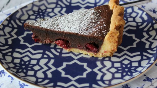 Her Dilimi Keyif: Çikolatalı Vişneli Tart