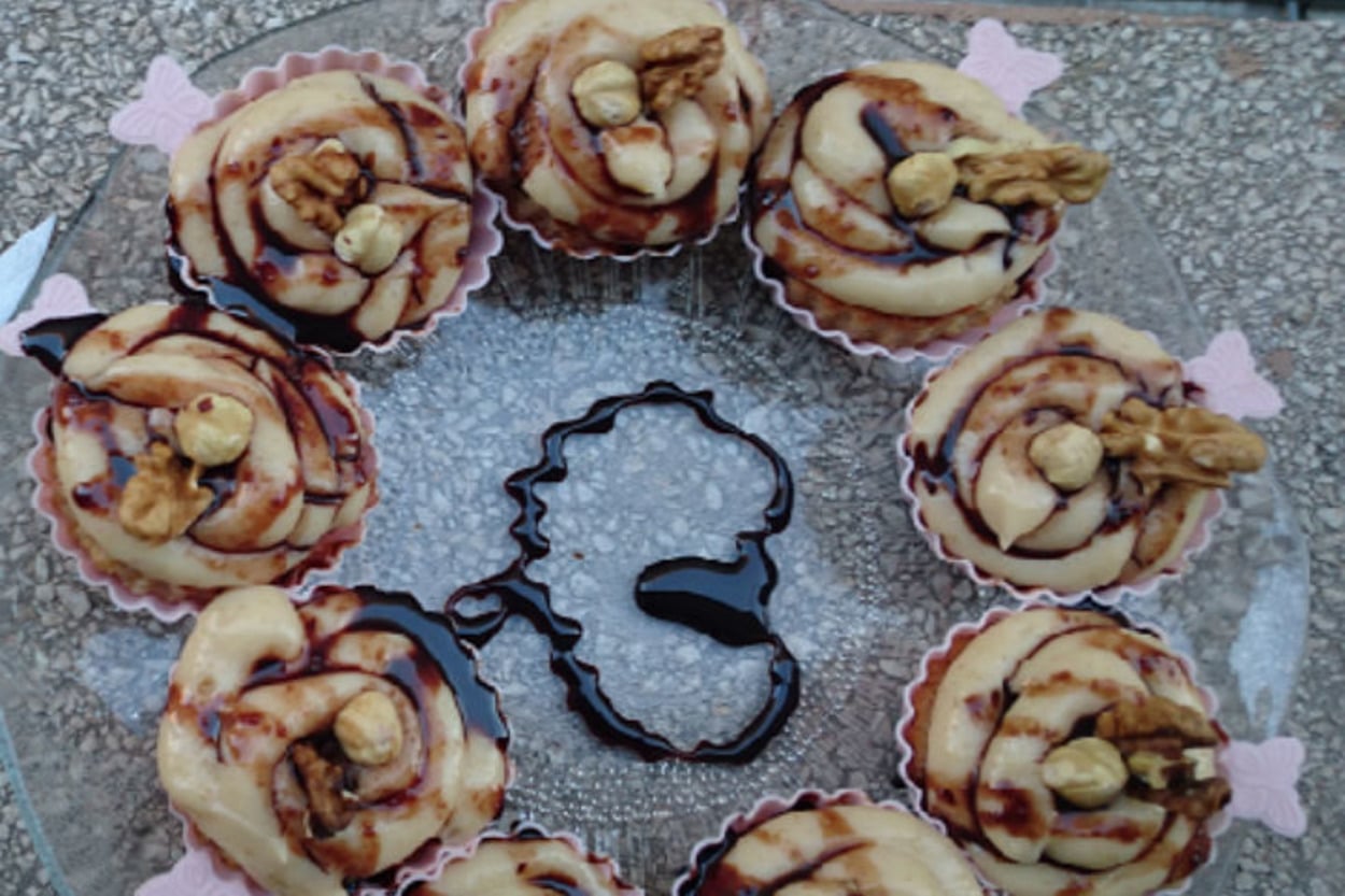 Bol Sakızlı: Butterfly Cupcake