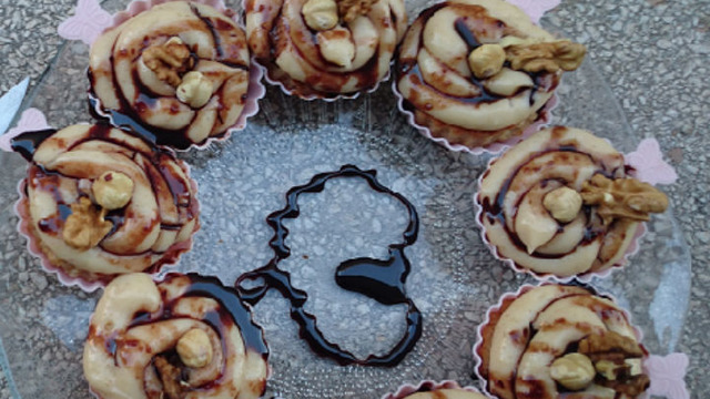 Bol Sakızlı: Butterfly Cupcake