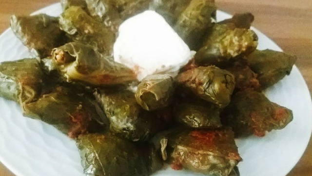 Yok Böyle Lezzet: Tavuklu Pazı Dolması