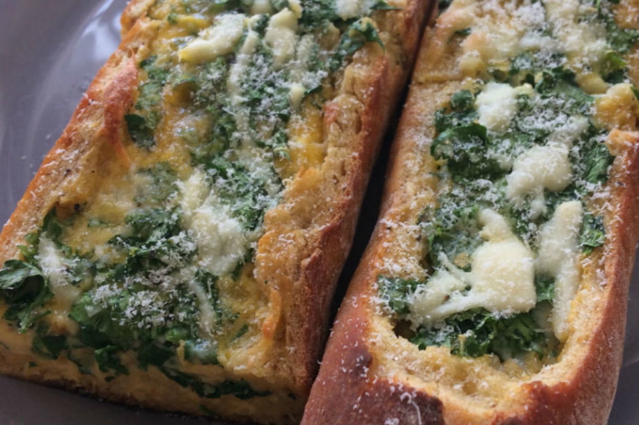 Sunumdan Kazanır: Yumurtalı Peynirli Baget
