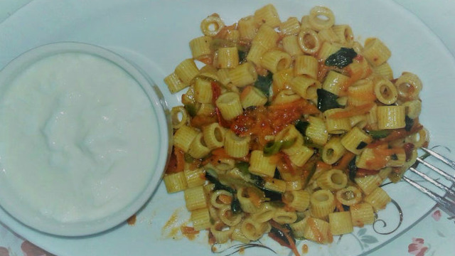 Kim Sevmez ki: Ispanaklı Makarna