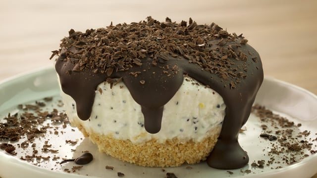 Hem de Pişmiyor: Haşhaşlı Limonlu Mini Cheesecake